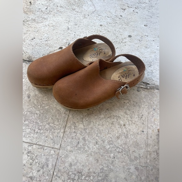 MIA Clogs - Picture 4 of 8